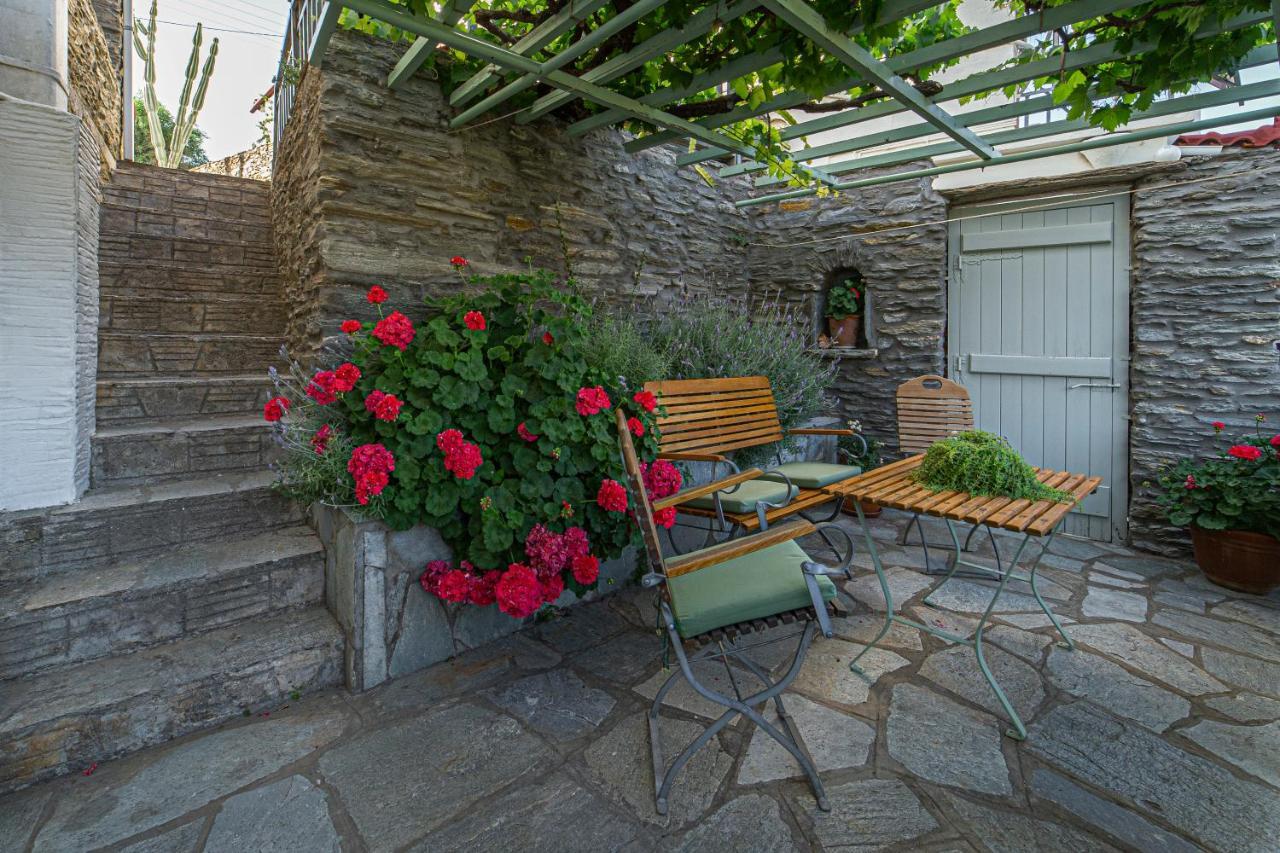 Victoria'S Summerhouse Andros Town Luaran gambar